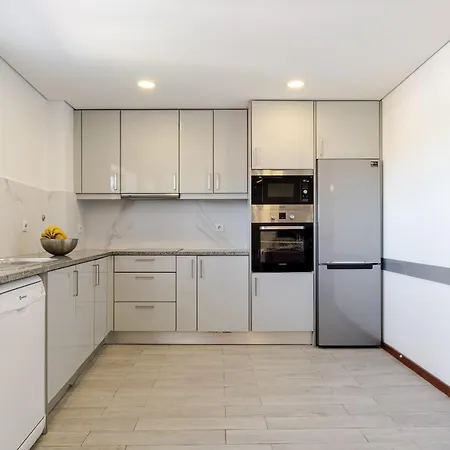 アパート Bright & Spacious Flat With Balcony By Hostwise São Mamede de Infesta