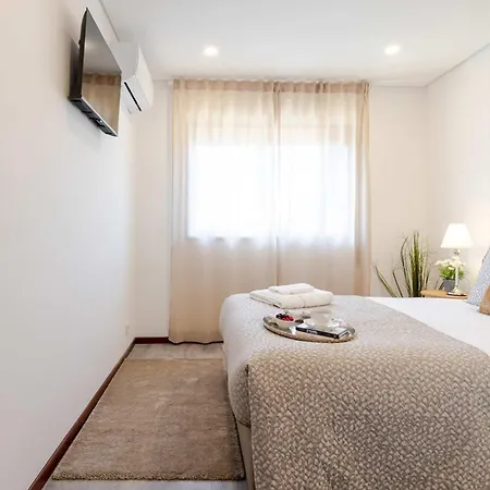 アパート Bright & Spacious Flat With Balcony By Hostwise São Mamede de Infesta
